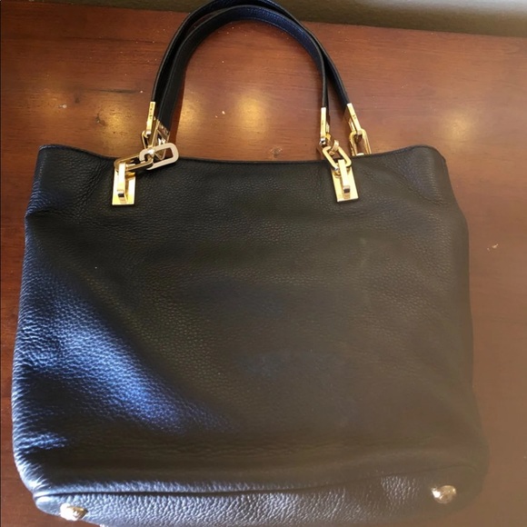 Black Michael Kors purse - Picture 5 of 7